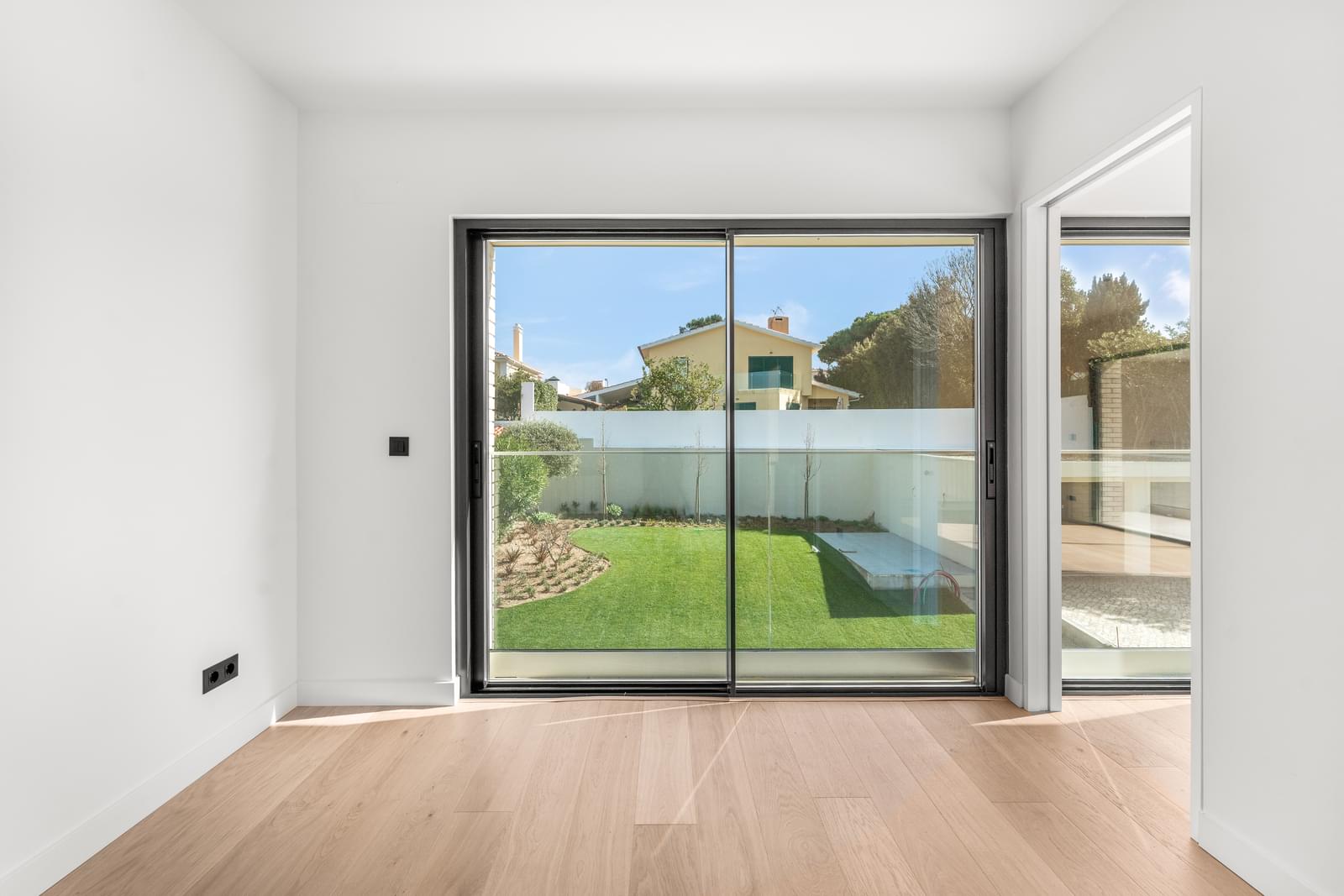 4 Bedroom Villa/Townhouse's Image 33