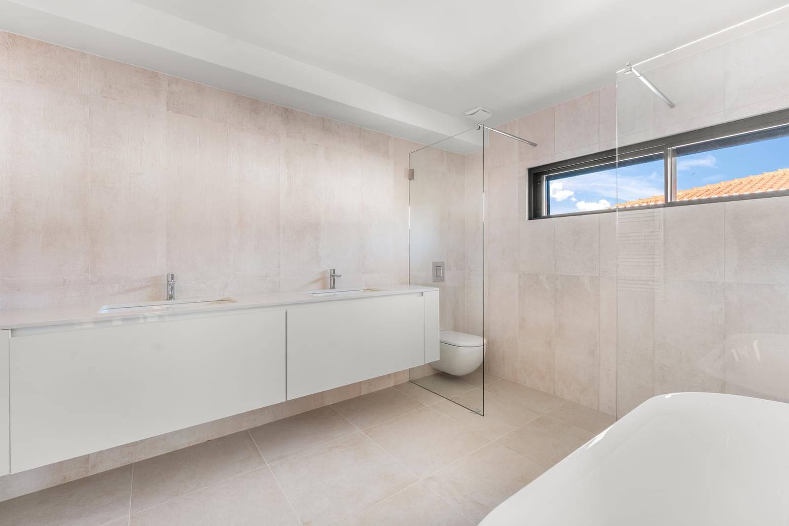 4 Bedroom Villa/Townhouse's Image 35