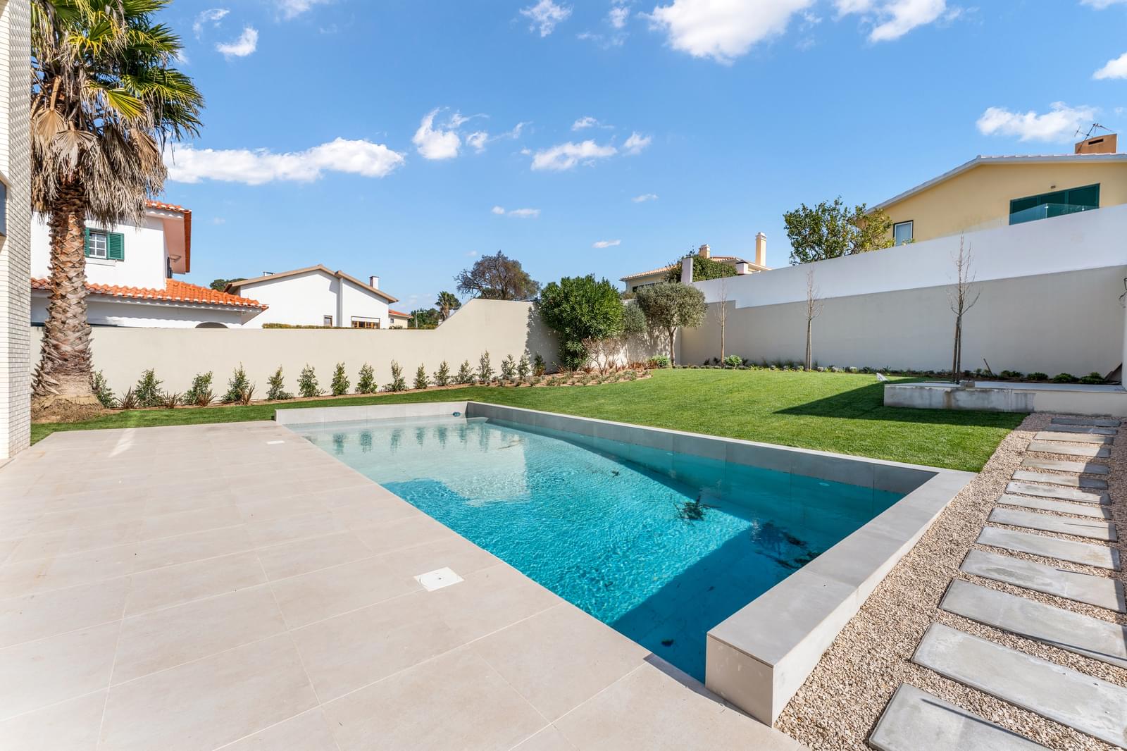 4 Bedroom Villa/Townhouse's Image 5
