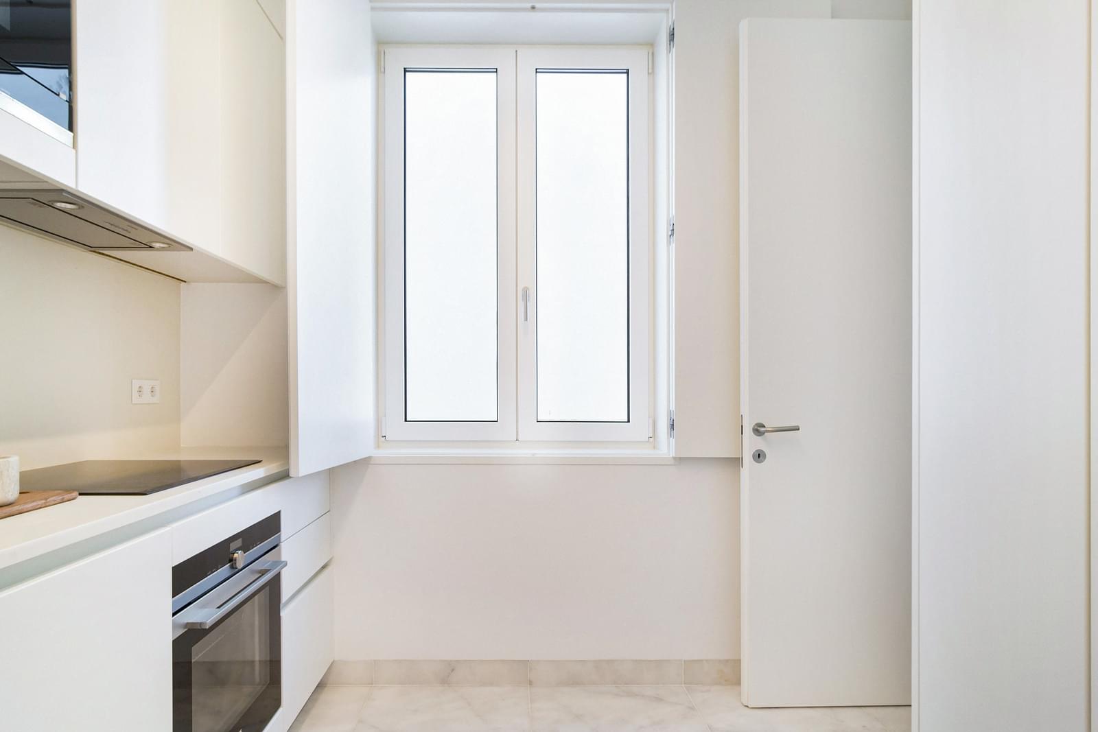 Apartamento T2 com jardim, Estrela, Lisboa - Imagem 40