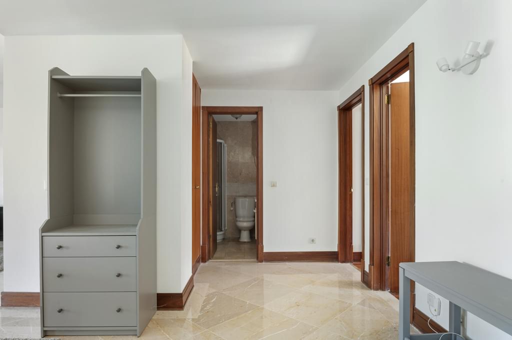 2 Bedroom Apartment with garden, Estoril, Cascais 2951070002