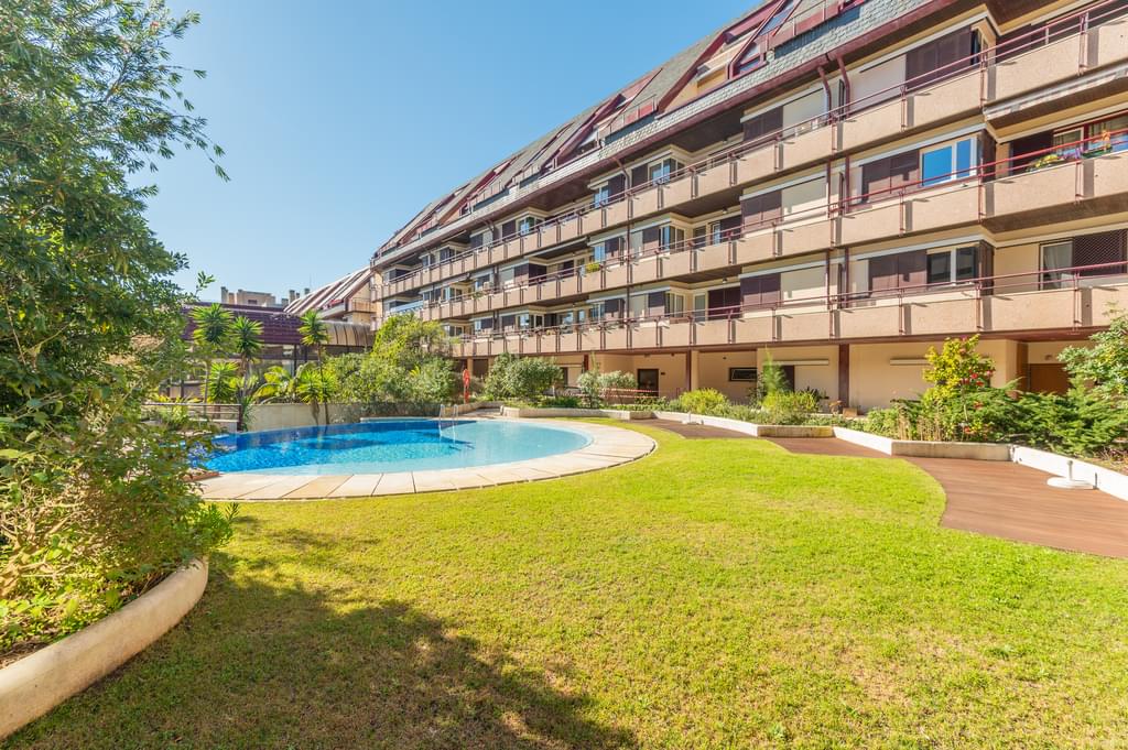 2 Bedroom Apartment with garden, Estoril, Cascais 2951070002