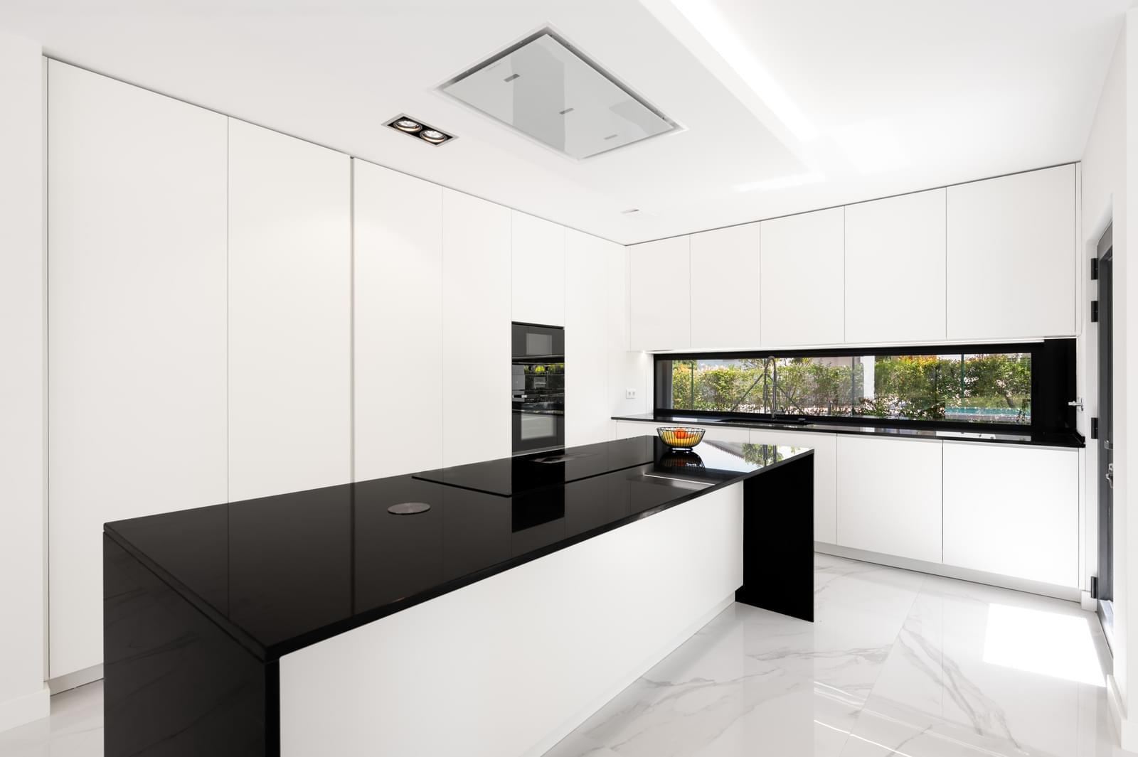 5 Bedroom Villa/Townhouse's Image 6
