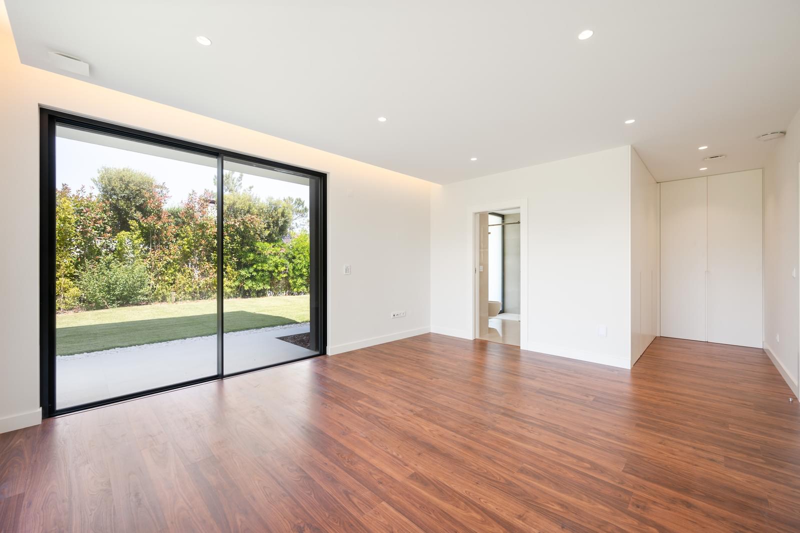 5 Bedroom Villa/Townhouse's Image 11