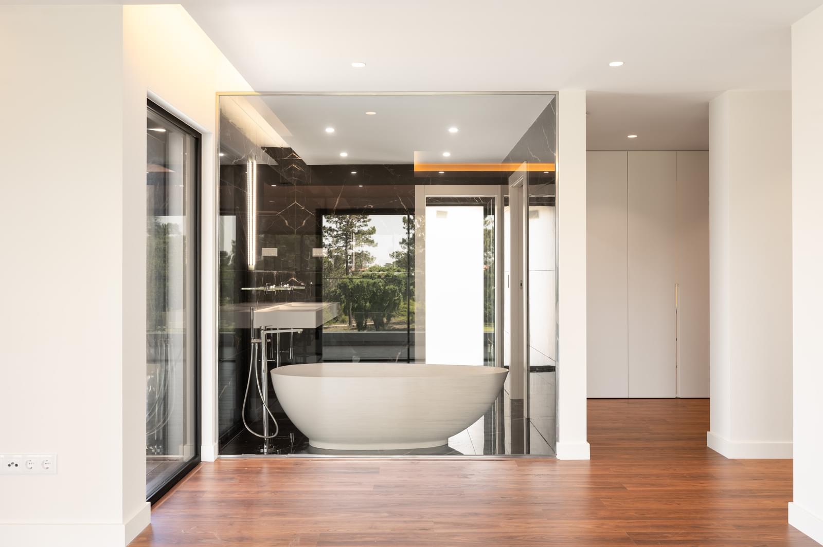 5 Bedroom Villa/Townhouse's Image 17