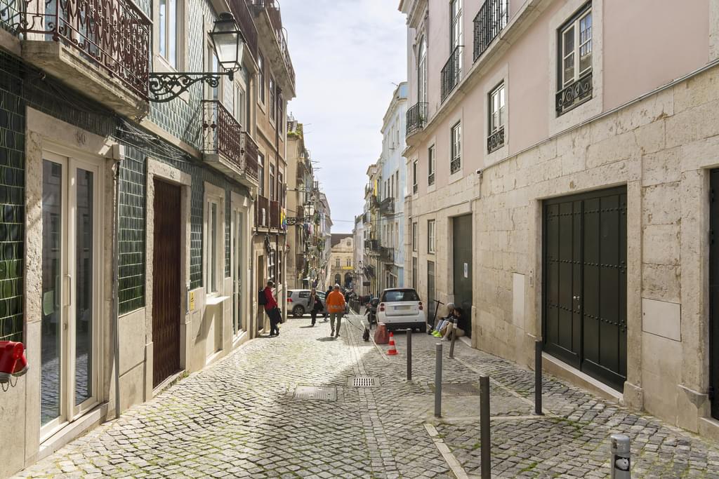 2 Bedroom Apartment new, Chiado, Lisboa