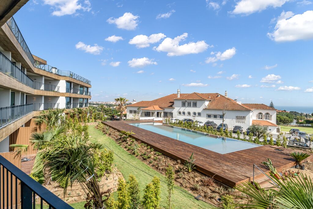 2 Bedroom Apartment in Golf Residences, Estoril, Cascais