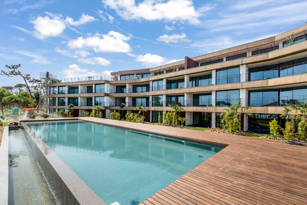 2 Bedroom Apartment in Golf Residences, Estoril, Cascais