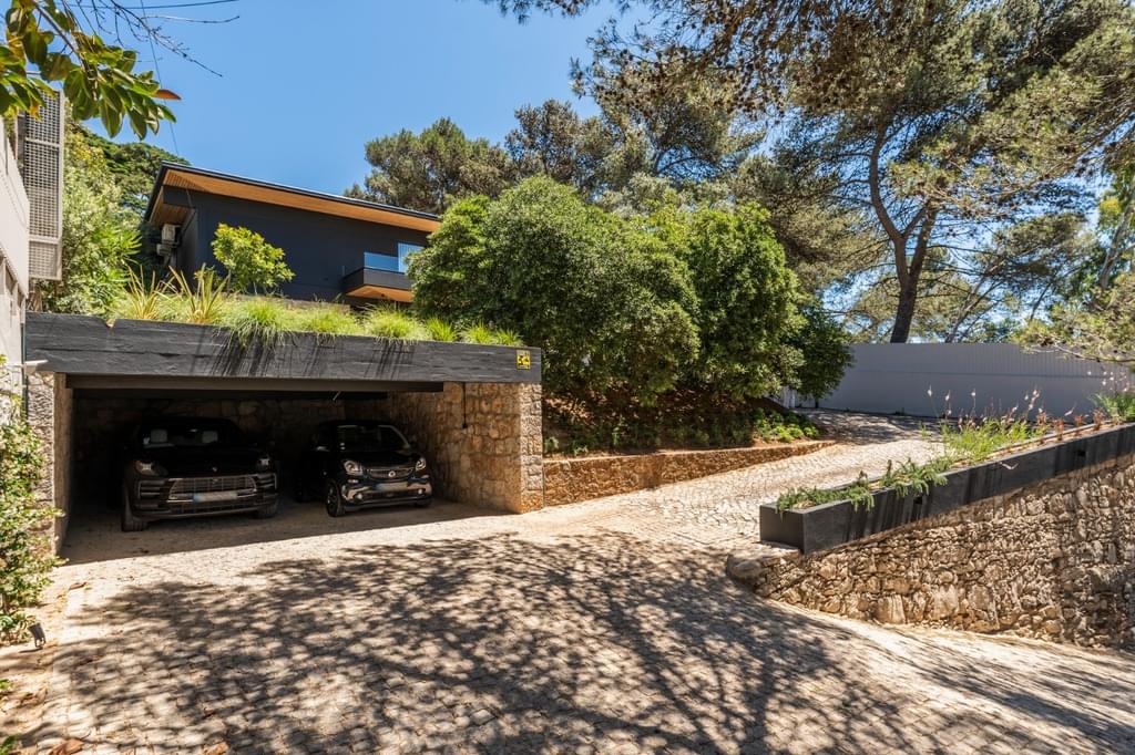 4 Bedroom House with garden, Cascais 4277070483