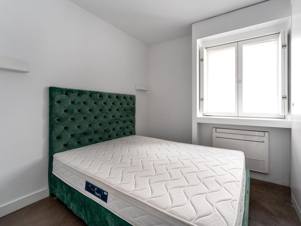 2 Bedroom Triplex in Barroca 8, Rossio, Lisboa 1903699207