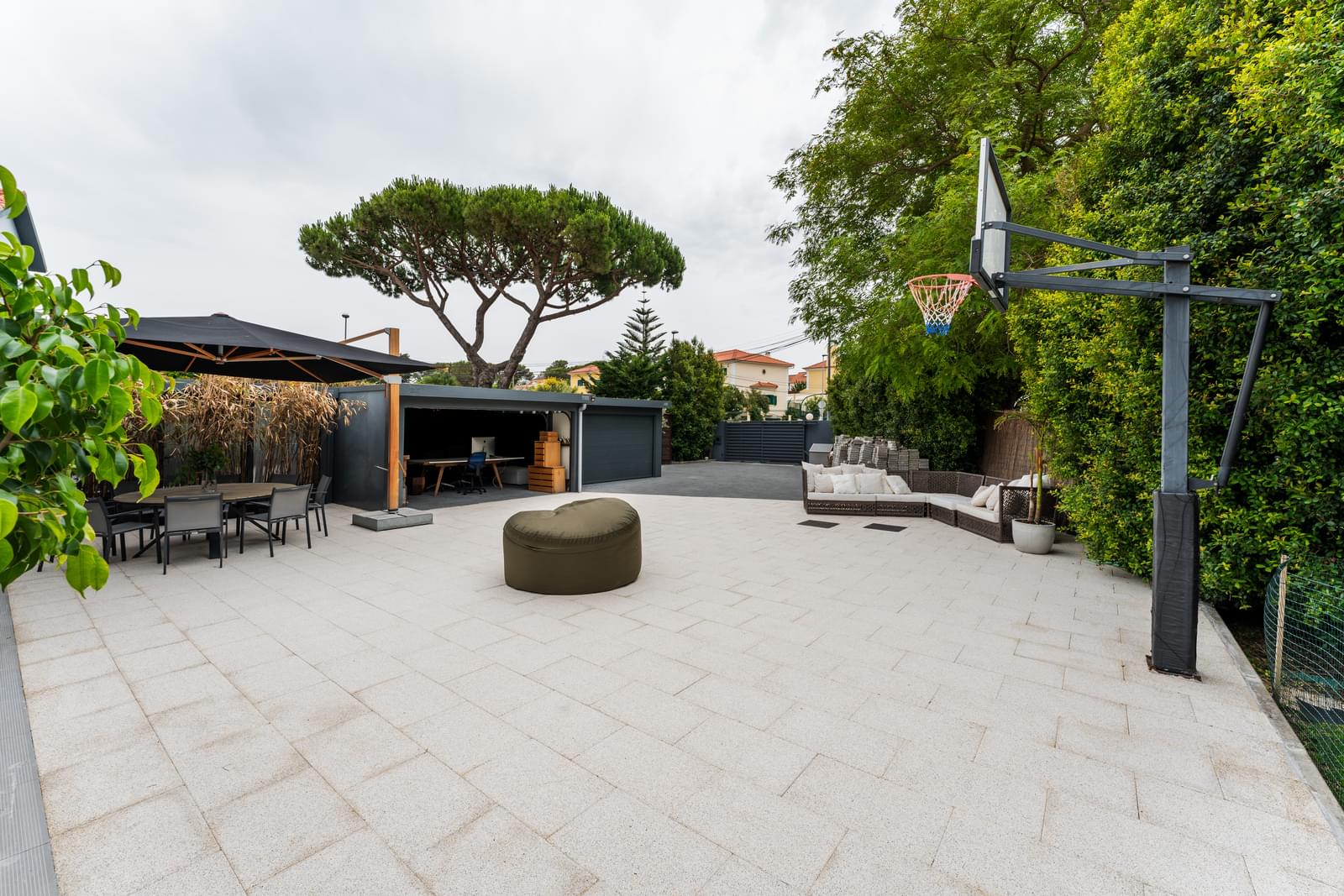 3 Bedroom Villa/Townhouse's Image 34