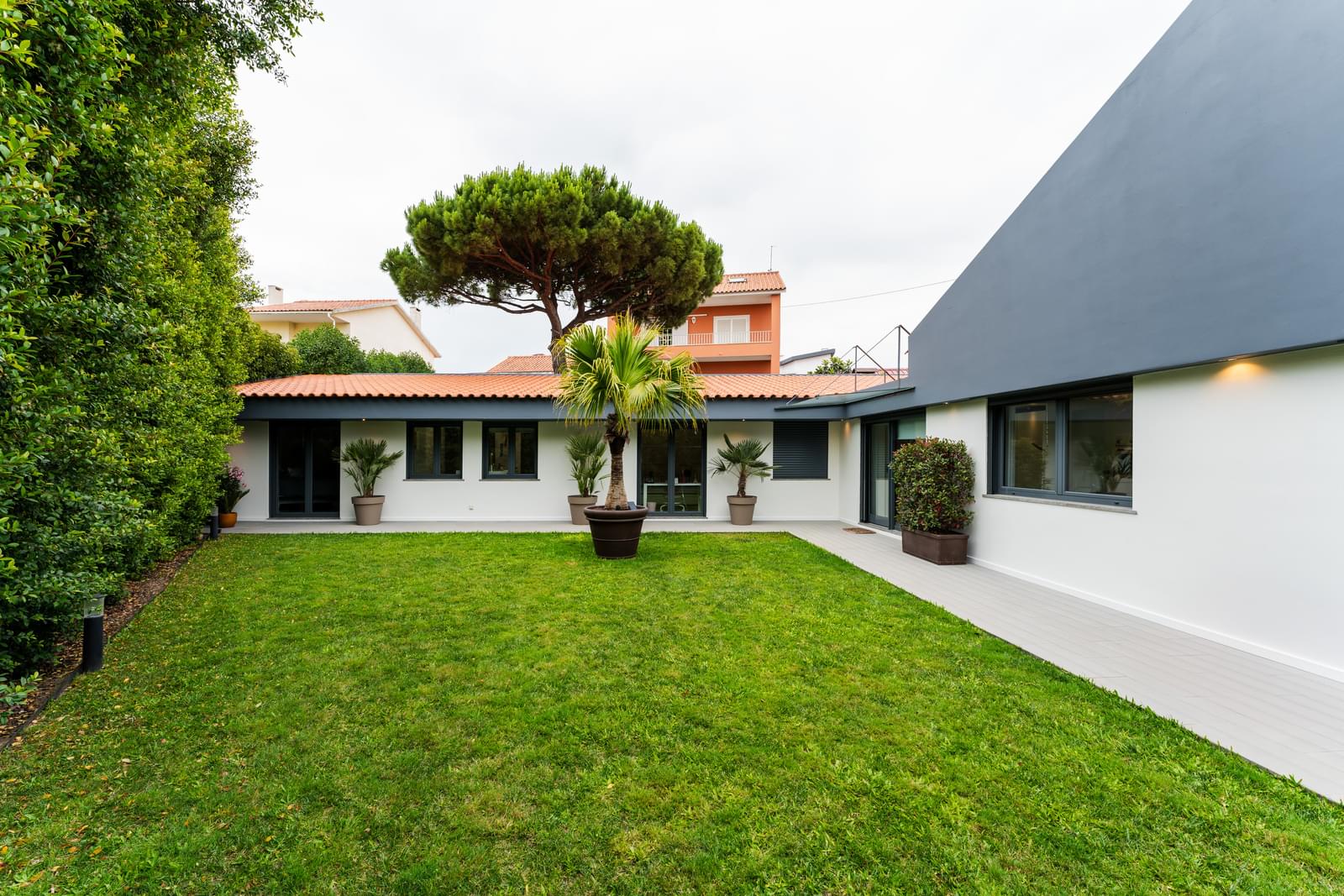 3 Bedroom Villa/Townhouse's Image 36