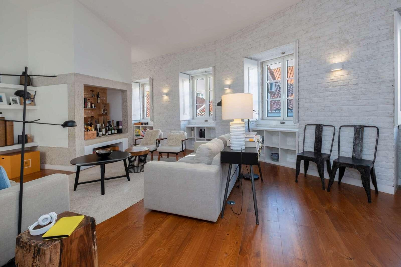 Apartamento T2 + 1, Lisboa - Imagem 2
