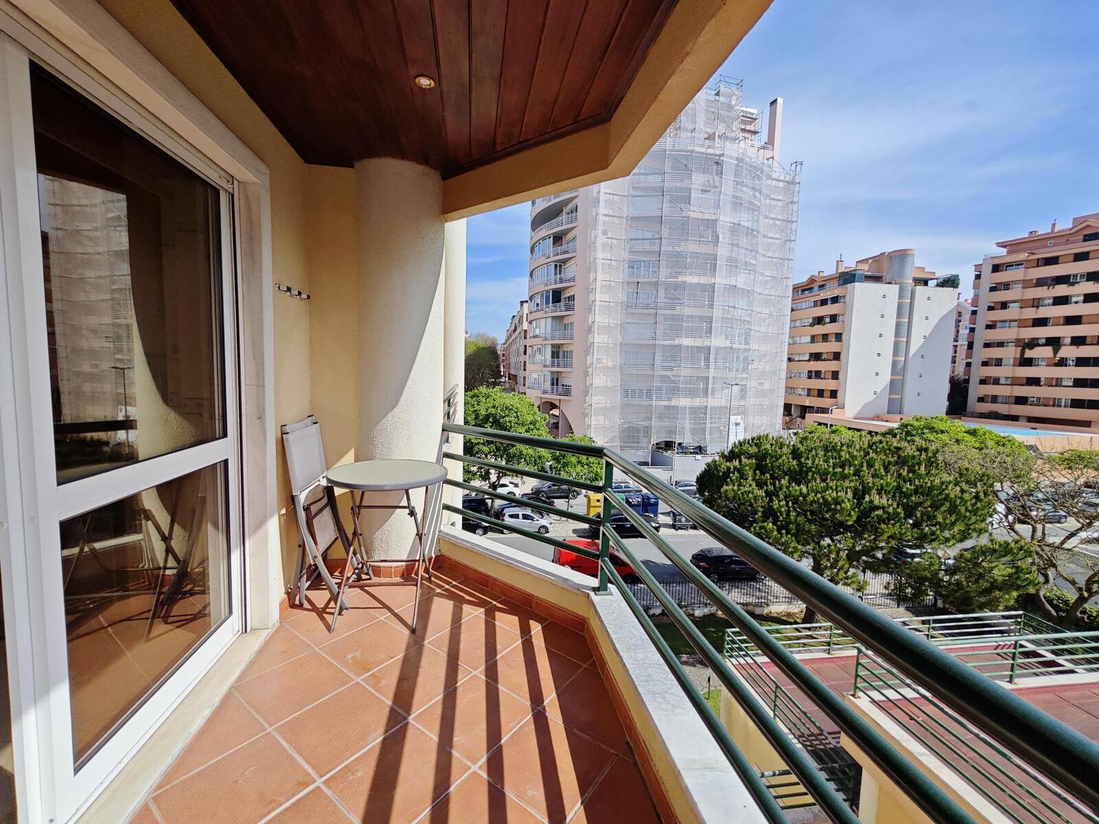 Apartamento T2 com jardim, Cascais - Imagem 15