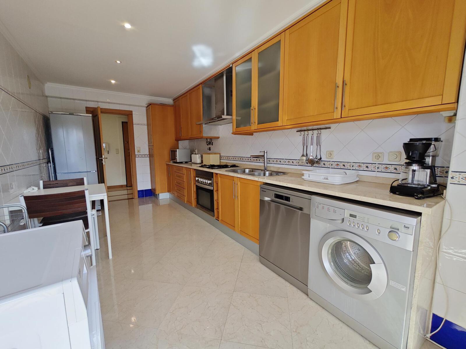 Apartamento T2 com jardim, Cascais - Imagem 14