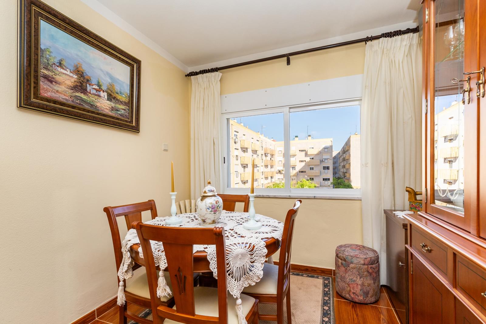 Apartamento T2 com vista, Encarnação, Lisboa - Imagem 7