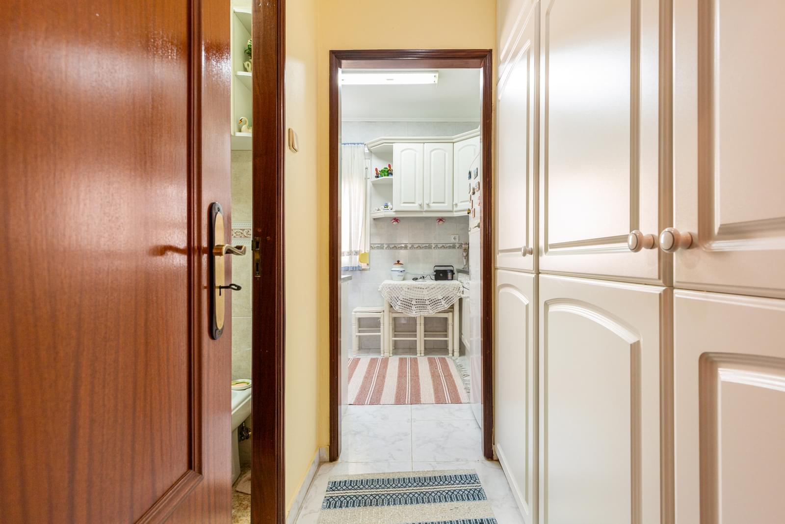 Apartamento T2 com vista, Encarnação, Lisboa - Imagem 9