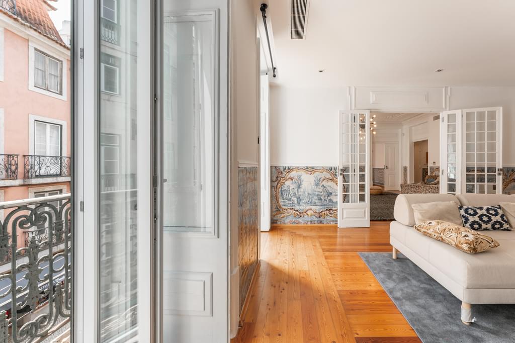 4 Bedroom Apartment with parking, Chiado, Lisboa 275271769