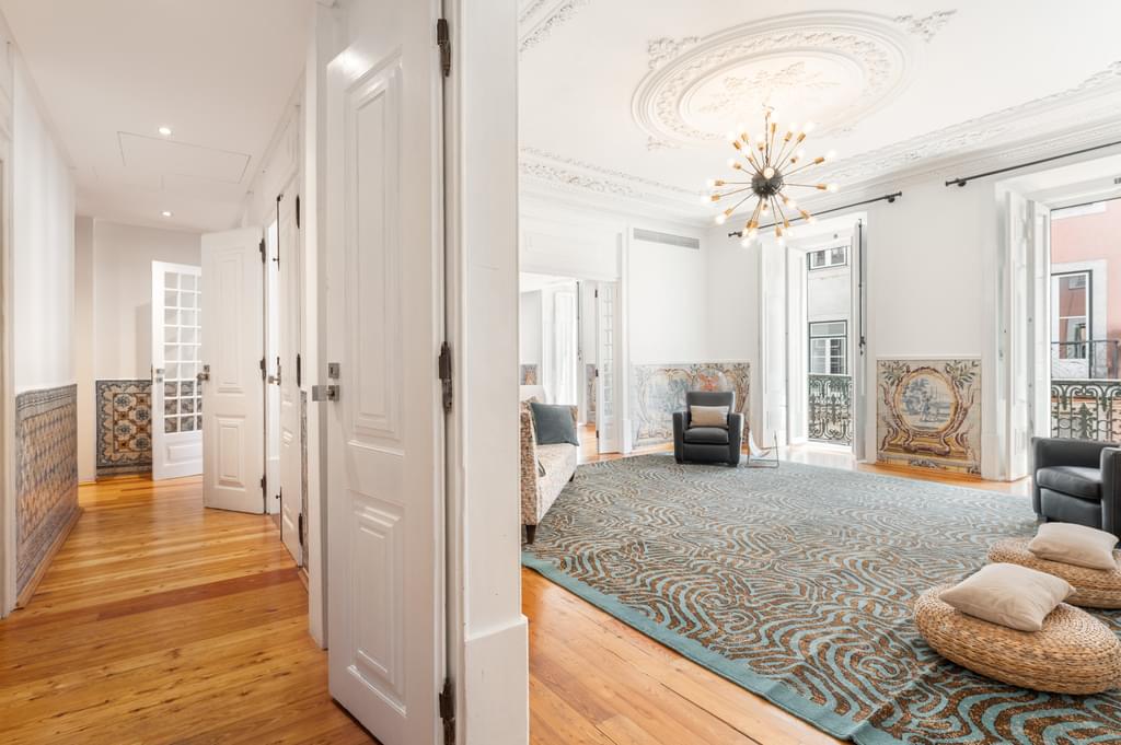 4 Bedroom Apartment with parking, Chiado, Lisboa 275271769
