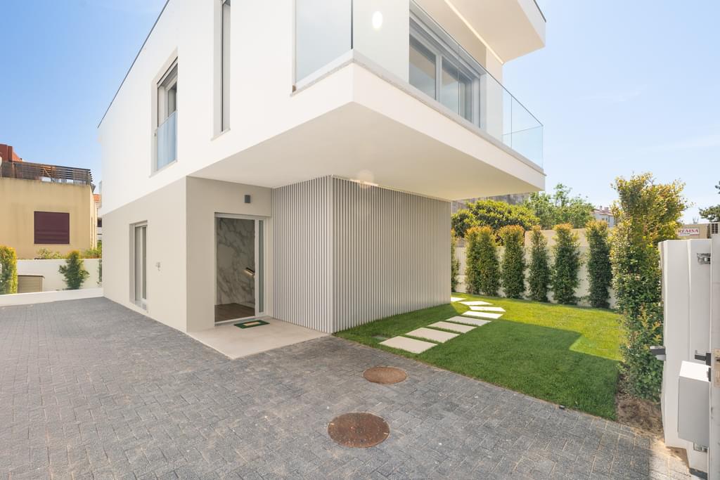 3 Bedroom House with swimming pool, Cascais 1220308037