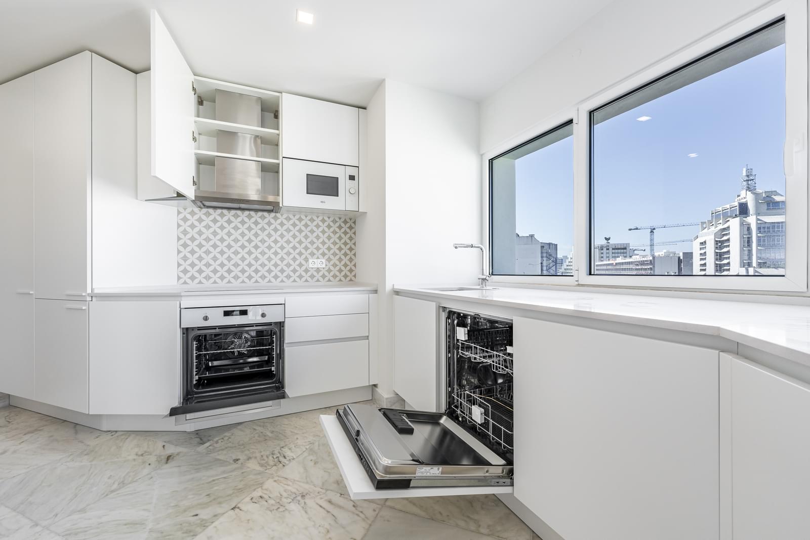 Apartamento T3 com vista, Campo Grande, Lisboa - Imagem 8