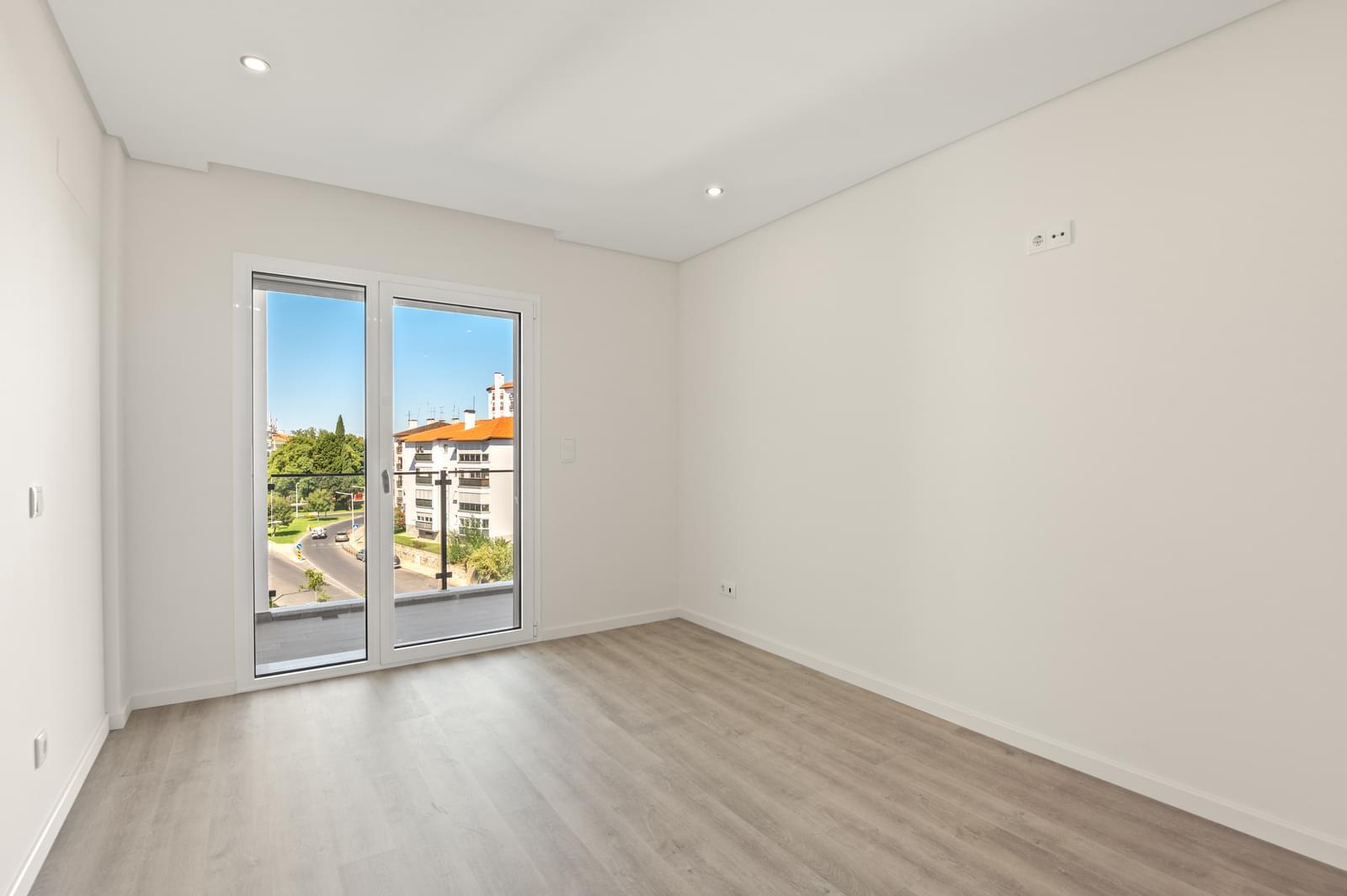 Apartamento T2 com estacionamento, Parede, Cascais - Imagem 13