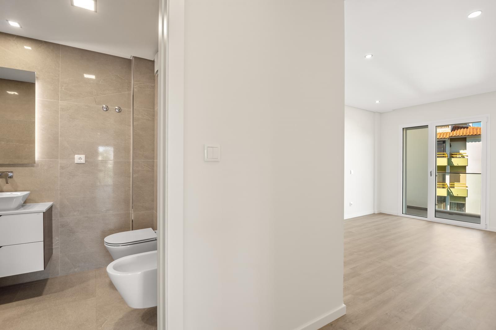 Apartamento T2 com estacionamento, Parede, Cascais - Imagem 17