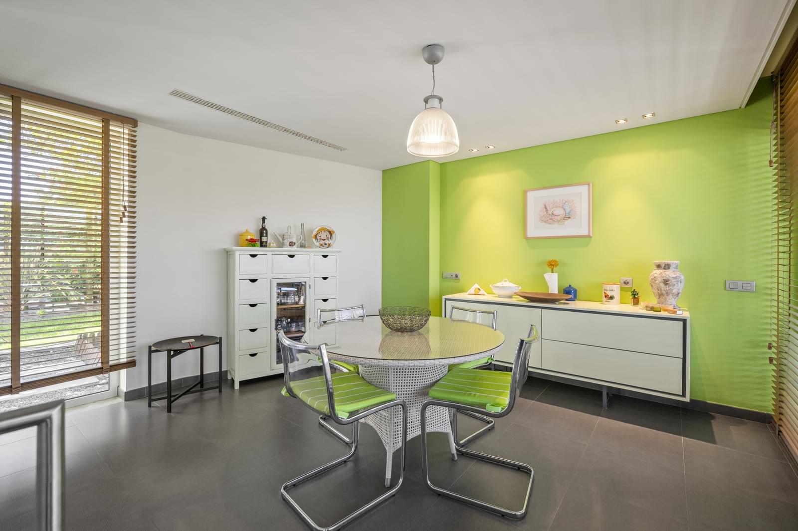 4 Bedroom Villa/Townhouse's Image 6