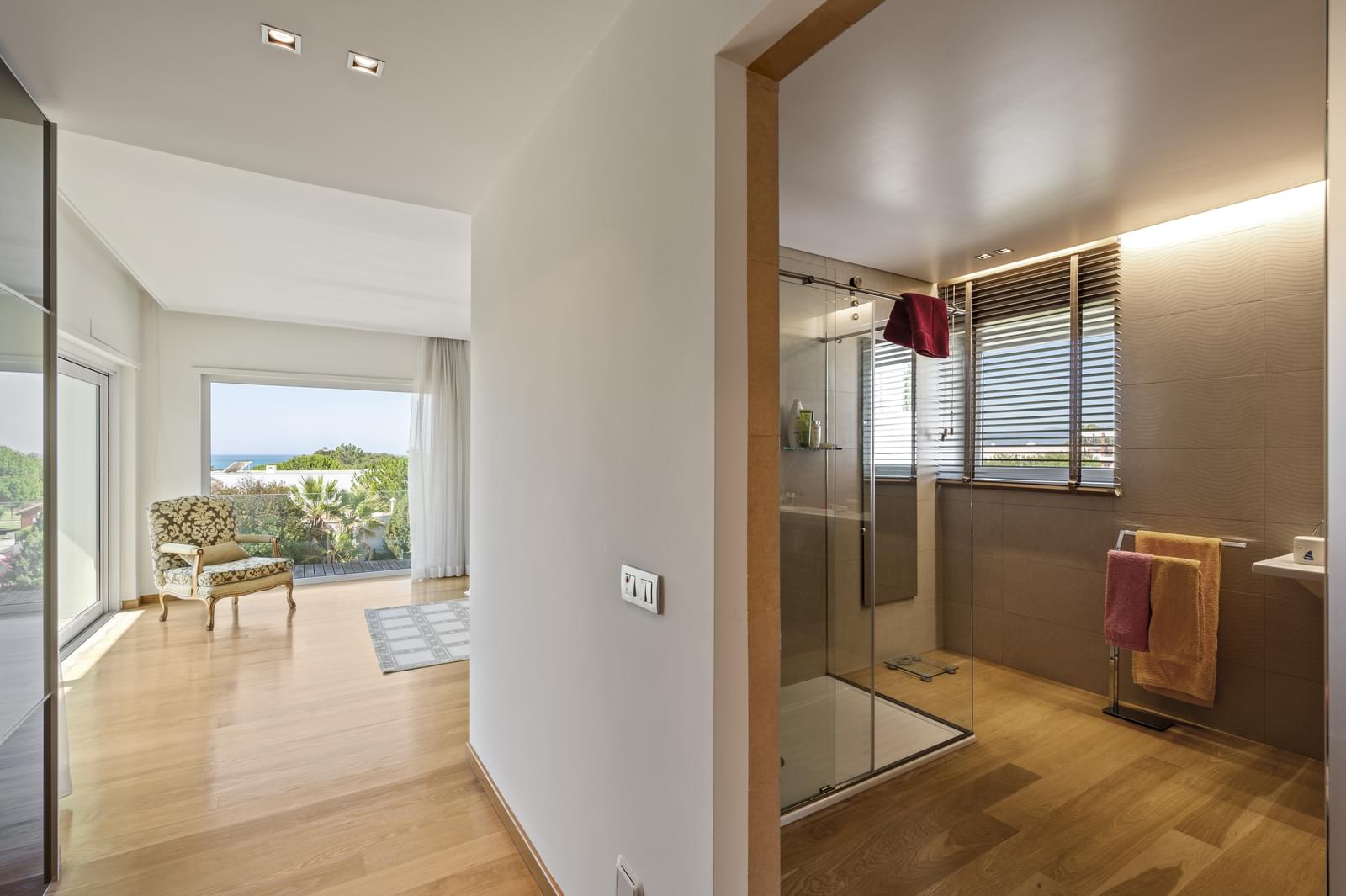 4 Bedroom Villa/Townhouse's Image 15