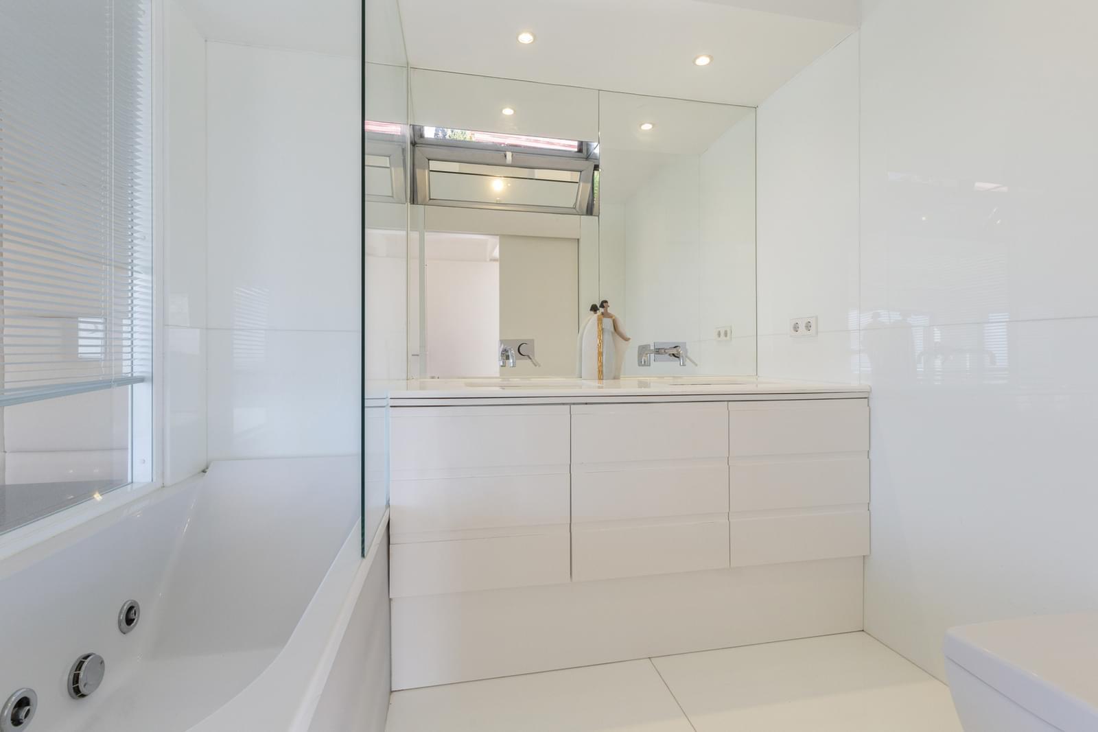 Moradia T3 + 1 com piscina, Biscaia, Cascais - Imagem 36