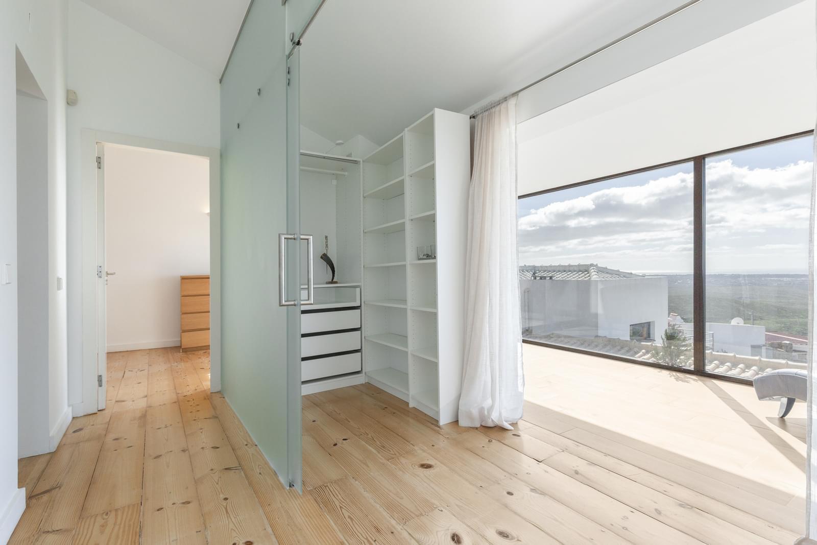 Moradia T3 + 1 com piscina, Biscaia, Cascais - Imagem 37