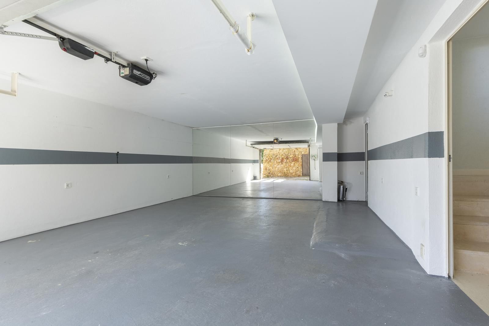 Moradia T3 + 1 com piscina, Biscaia, Cascais - Imagem 44