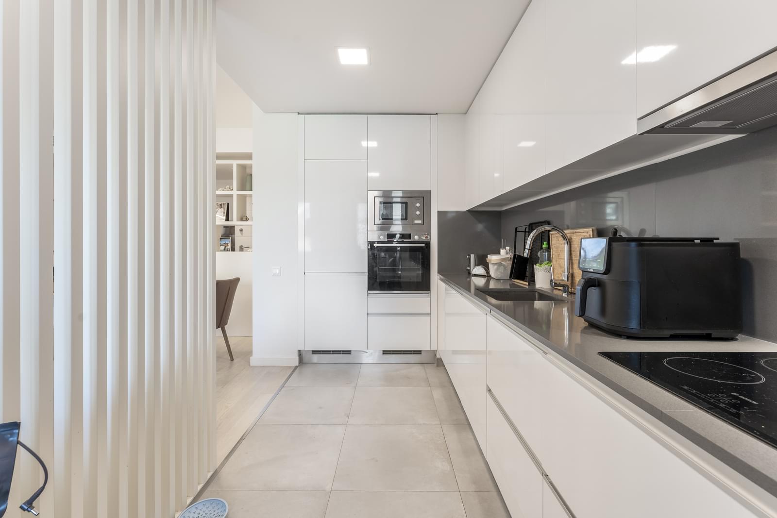 Apartamento T2 com estacionamento, Miraflores, Oeiras - Imagem 3