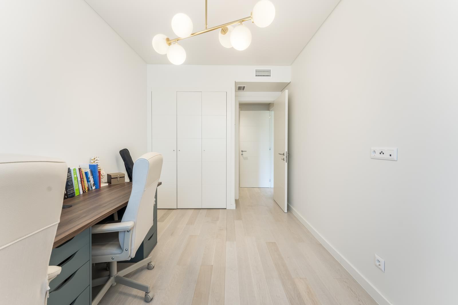 Apartamento T2 com estacionamento, Miraflores, Oeiras - Imagem 15