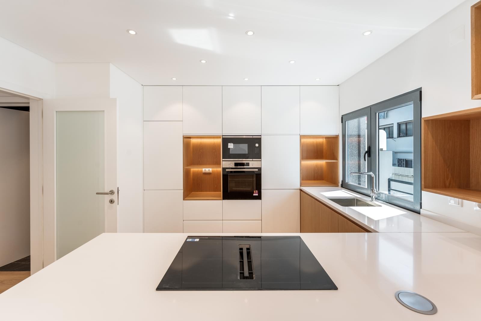 Moradia T3 com jardim, Cascais - Imagem 1