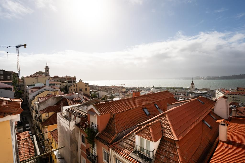 2 Bedroom Apartment with a view, Santa Catarina, Lisboa