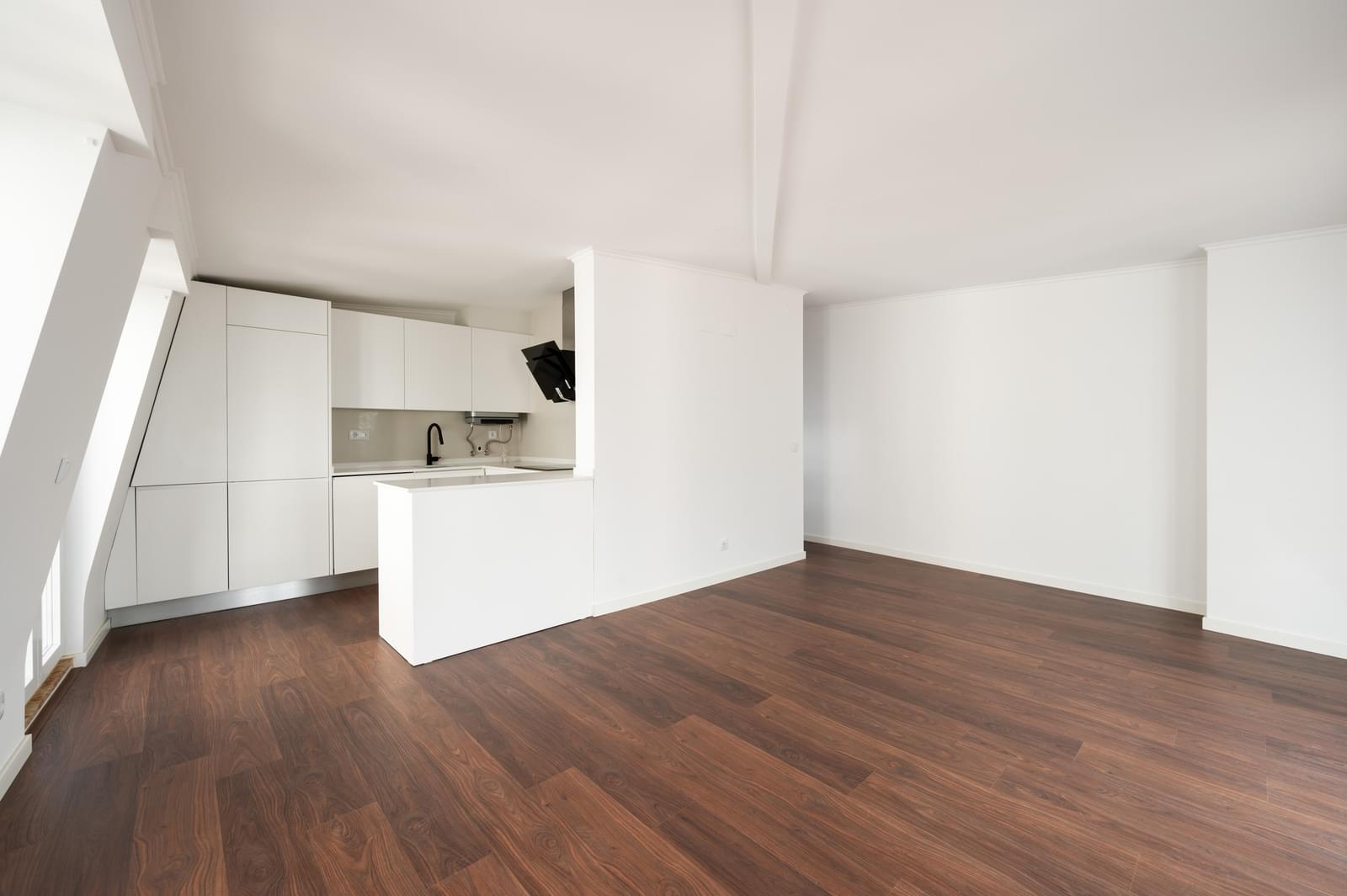 Apartamento T2 com vista, Santa Catarina, Lisboa - Imagem 10