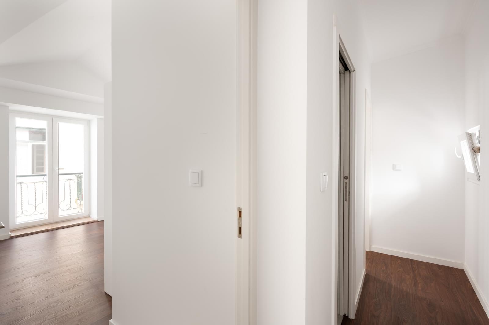 Apartamento T2 com vista, Santa Catarina, Lisboa - Imagem 15