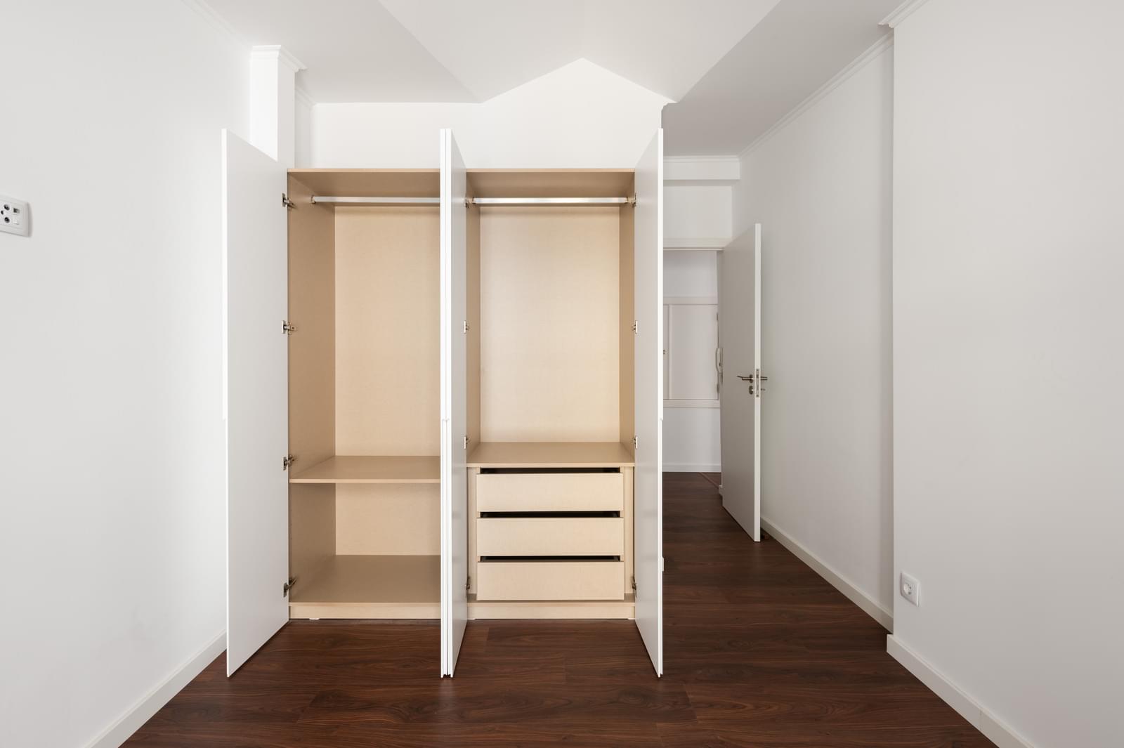 Apartamento T2 com vista, Santa Catarina, Lisboa - Imagem 18