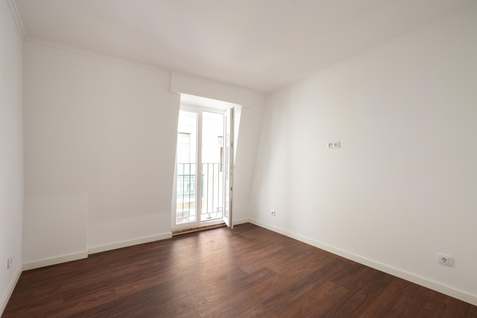 Apartamento T2 com vista, Santa Catarina, Lisboa - Imagem 19