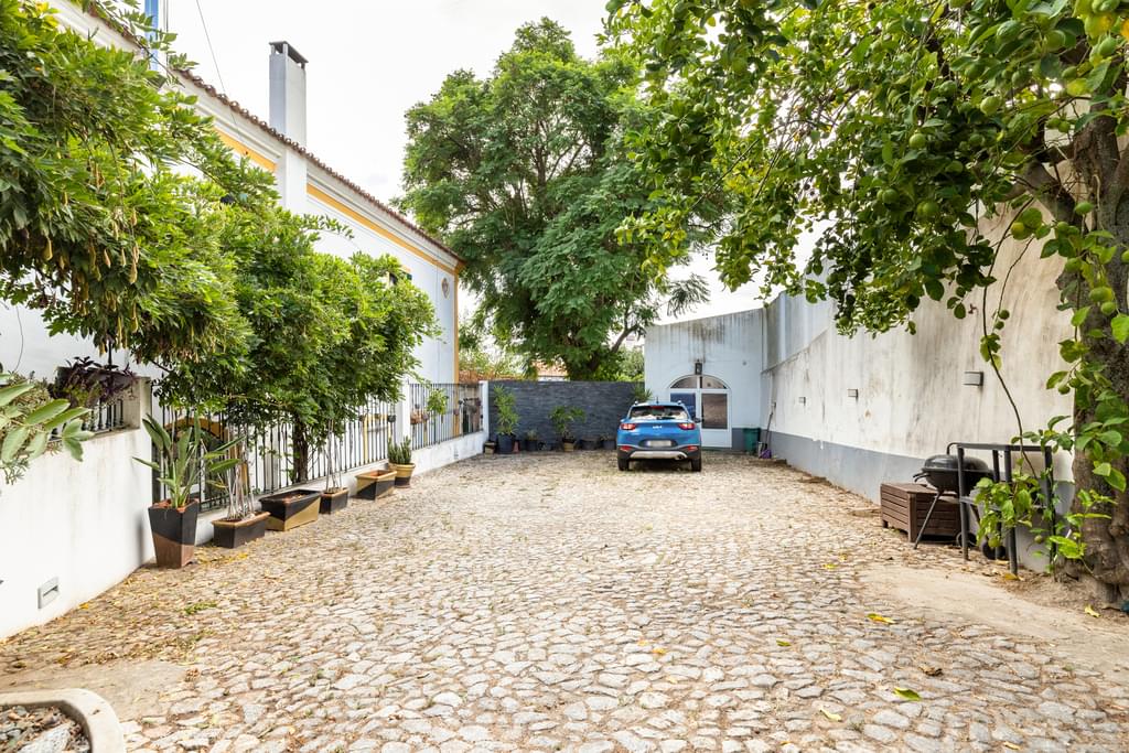 5 Bedroom House with garden, Évora 382948845