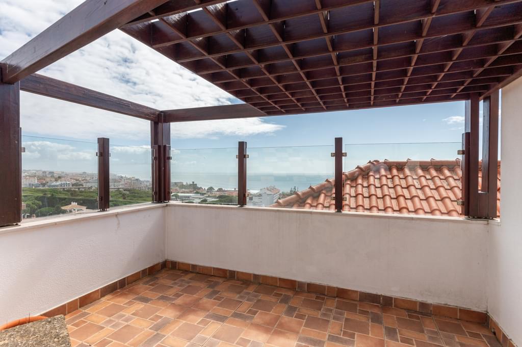 4 Bedroom Apartment with swimming pool, Monte Estoril, Cascais