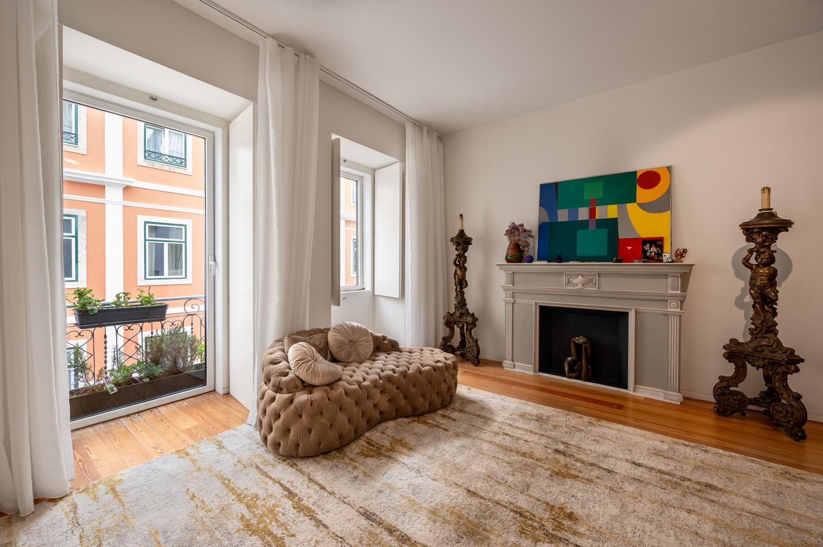 Apartamento T4 com estacionamento, Lapa, Lisboa - Imagem 6