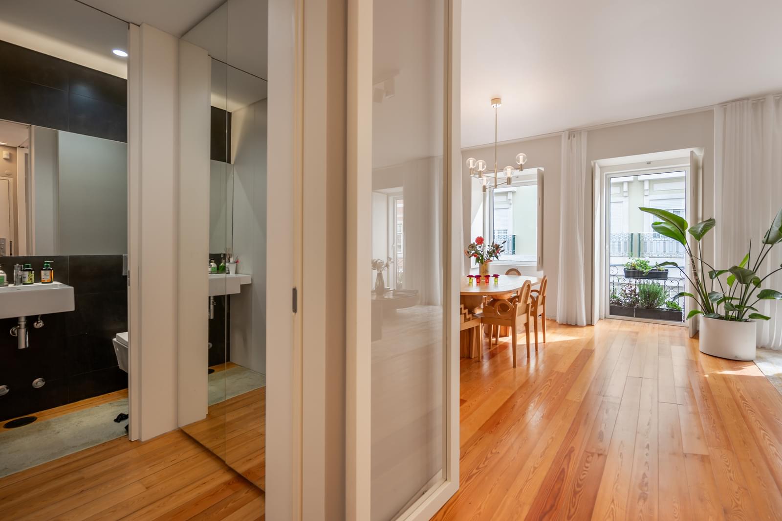 Apartamento T4 com estacionamento, Lapa, Lisboa - Imagem 12