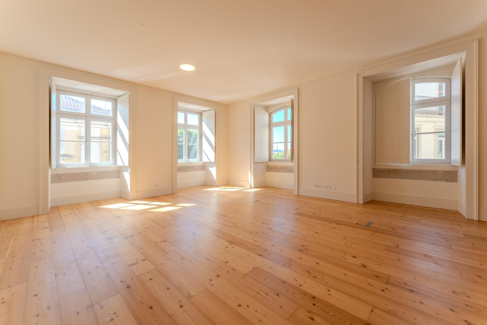 Apartamento T2 novo, Chiado, Lisboa - Imagem 1