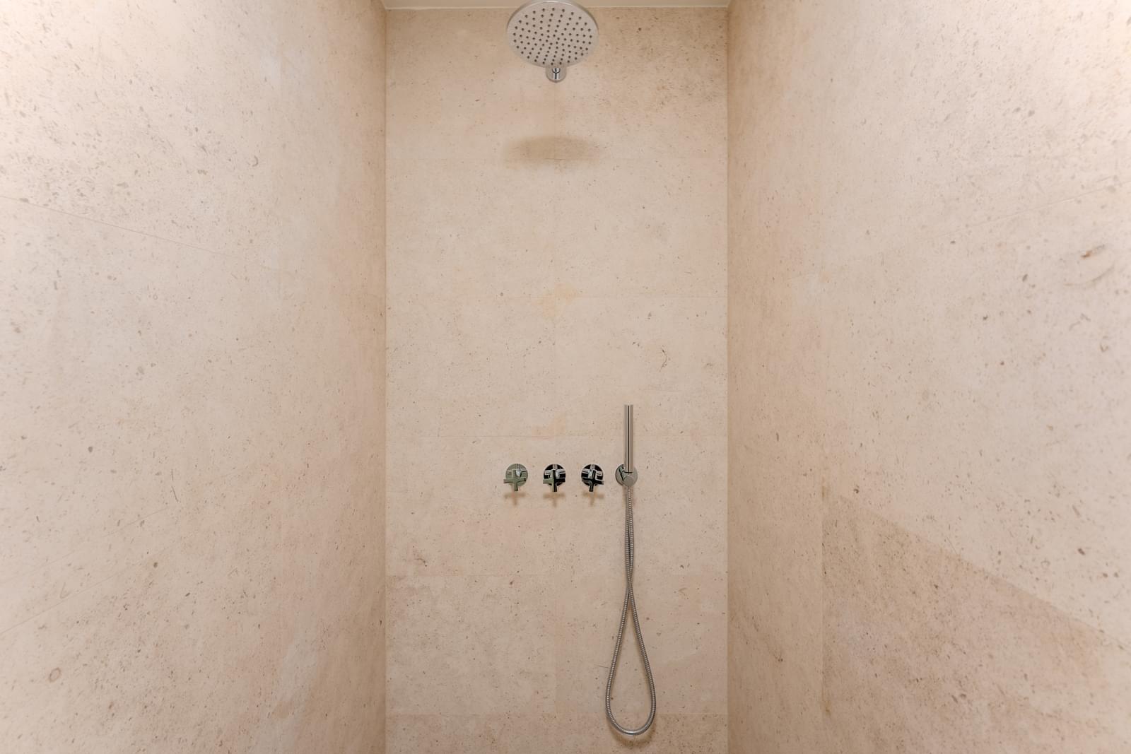 Apartamento T2 novo, Chiado, Lisboa - Imagem 32