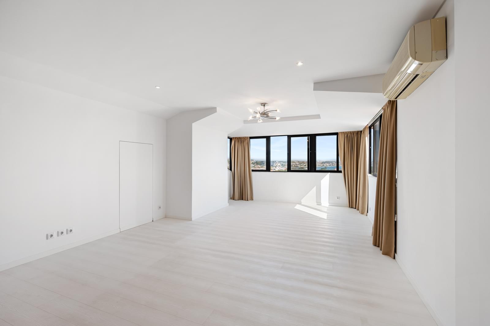 4 Bedroom Apartment/Flat's Image 24