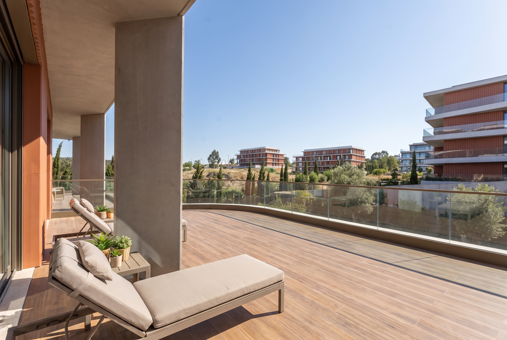3 Bedroom Apartment in NATIVE Garden, Belas Clube de Campo, Sintra