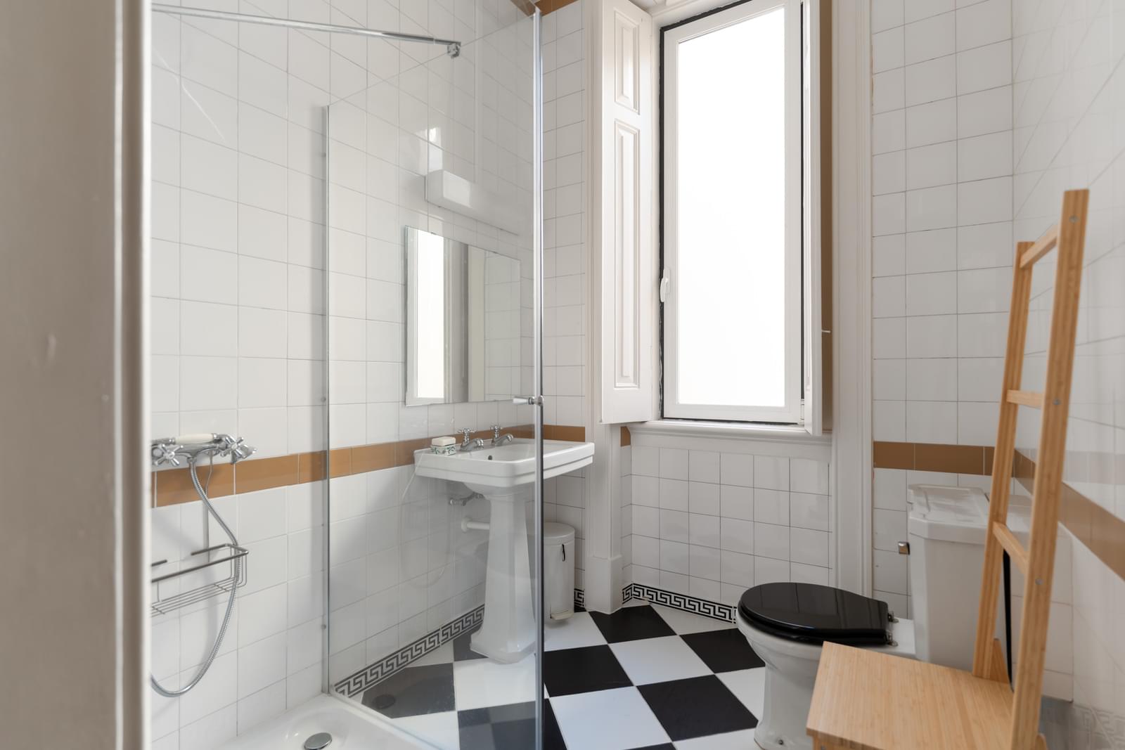 Apartamento T4 + 3 com varanda, Avenida da Liberdade, Lisboa - Imagem 32