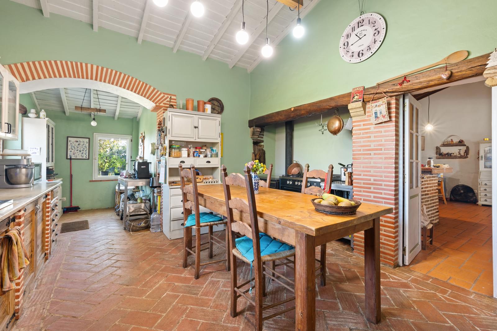 13 Bedroom Farm/Ranch/Plantation's Image 10